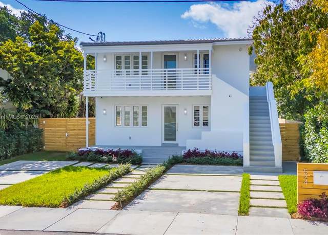 Property at 524 NE 65th St, Miami, FL 33138, 6 beds, 5 baths