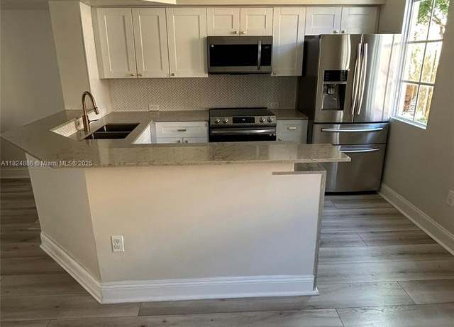 Property at 2921 NE 185th St #1205, Aventura, FL 33180, 2 beds, 2 baths