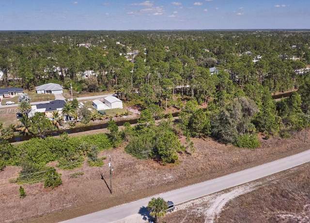Property at 1025 E Winters St, Lehigh Acres, FL 33974