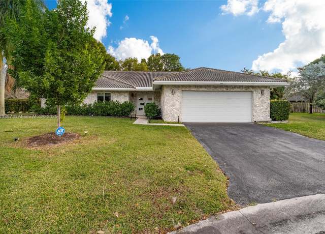 Property at 5036 NW 66th Ln, Coral Springs, FL 33067, 3 beds, 2 baths
