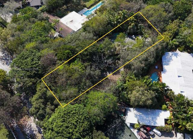 Property at 15000 Old Cutler Rd, Palmetto Bay, FL 33158, 4 beds, 4 baths