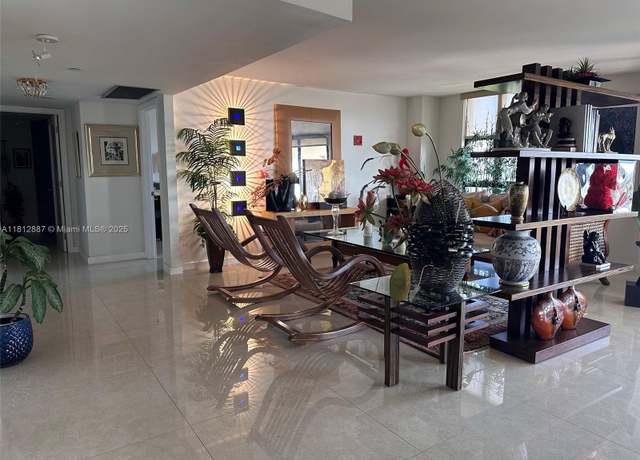 Property at 1000 Quayside Ter #1101, Miami, FL 33138, 3 beds, 2.5 baths