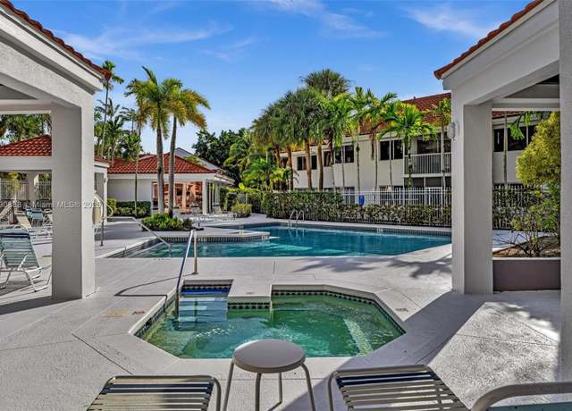 Property at 968 NW 93rd Ave #968, Plantation, FL 33324, 2 beds, 2 baths