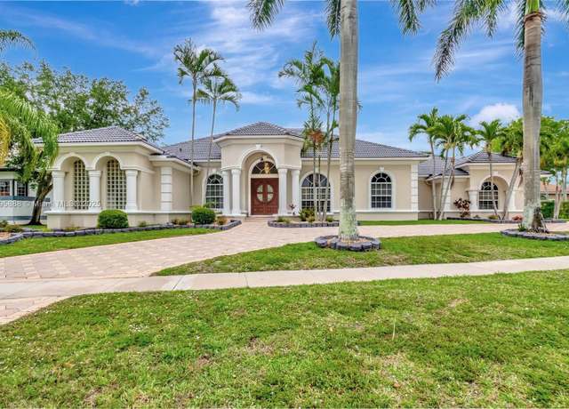 Property at 2296 Greenview Cove Dr, Wellington, FL 33414, 5 beds, 4.5 baths
