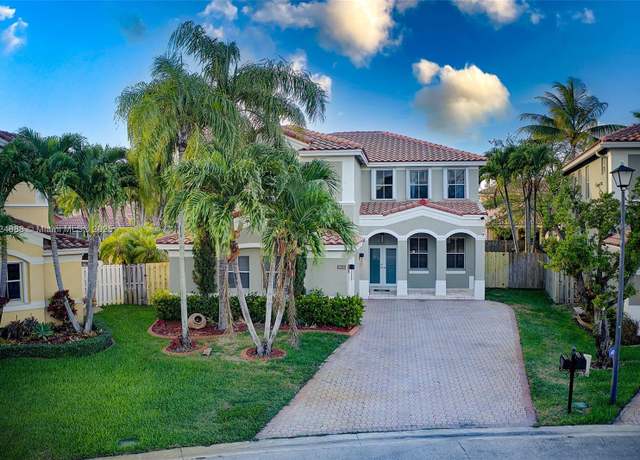 Property at 3610 SW 167th Ter, Miramar, FL 33027, 4 beds, 3.5 baths