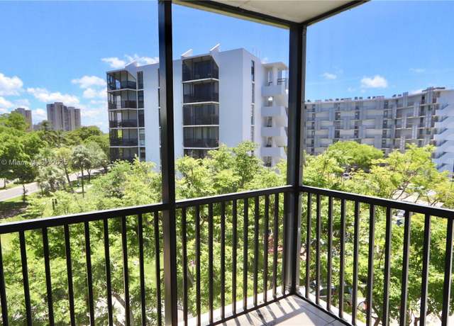 Property at 3475 N Country Club Dr #501, Aventura, FL 33180, 2 beds, 2 baths