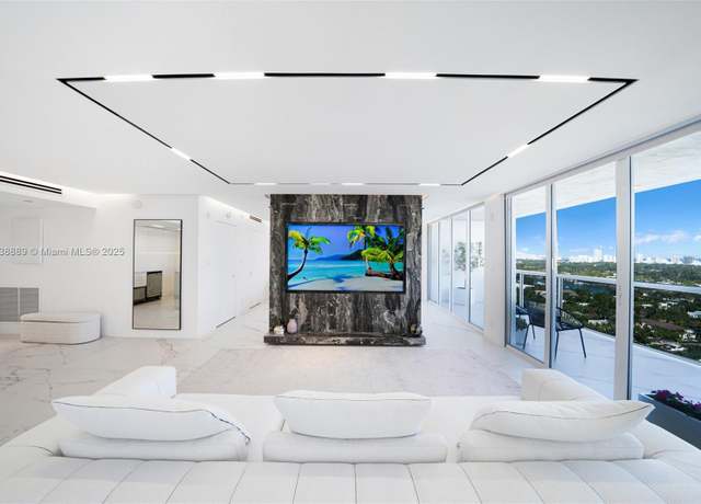 Property at 1900 Sunset Harbour Dr #2211, Miami Beach, FL 33139, 2 beds, 2 baths