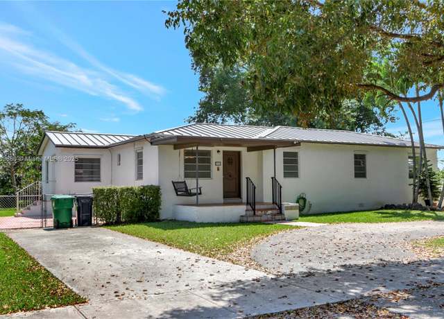 Property at 2725 SW 82nd Ave, Miami, FL 33155, 5 beds, 4 baths