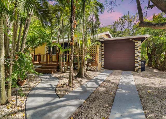 Property at 550 Quail Ave, Miami Springs, FL 33166, 3 beds, 2 baths