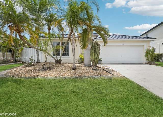 Property at 1910 SW 183rd Ter, Miramar, FL 33029, 3 beds, 2 baths