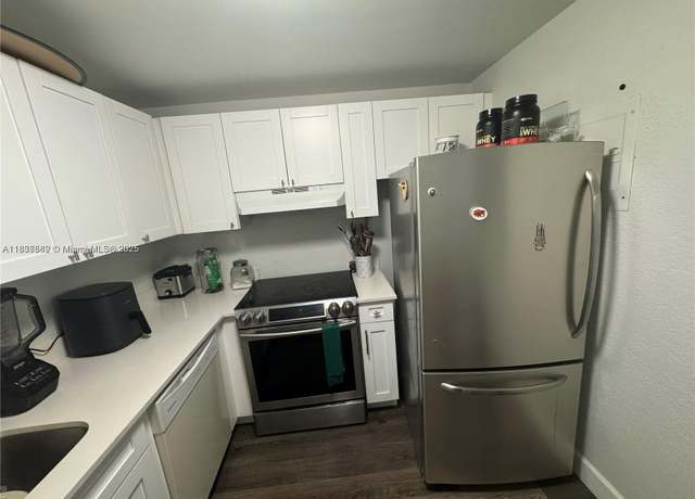 Property at 4235 N University Dr #312, Sunrise, FL 33351, 2 beds, 2 baths