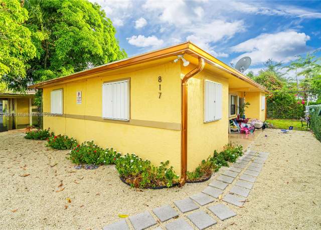 Property at 817 NW 12th Ave, Fort Lauderdale, FL 33311, 4 beds, 2 baths