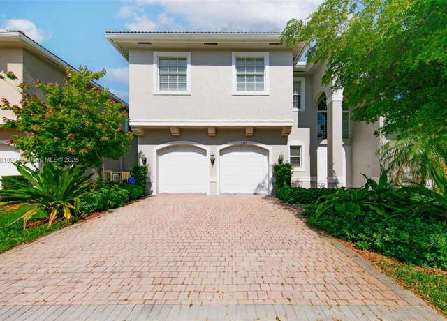 Property at 4981 SW 173rd Ave, Miramar, FL 33029, 5 beds, 3 baths
