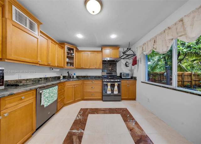 Property at 81 Hough Dr, Miami Springs, FL 33166, 3 beds, 2 baths