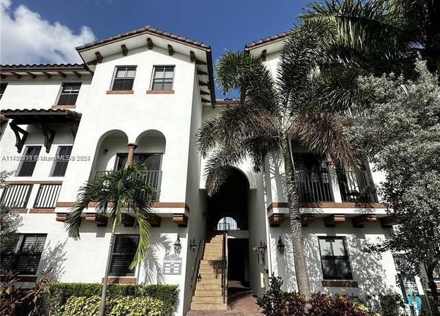 Property at 10630 NW 88th St #211, Doral, FL 33178, 3 beds, 2.5 baths