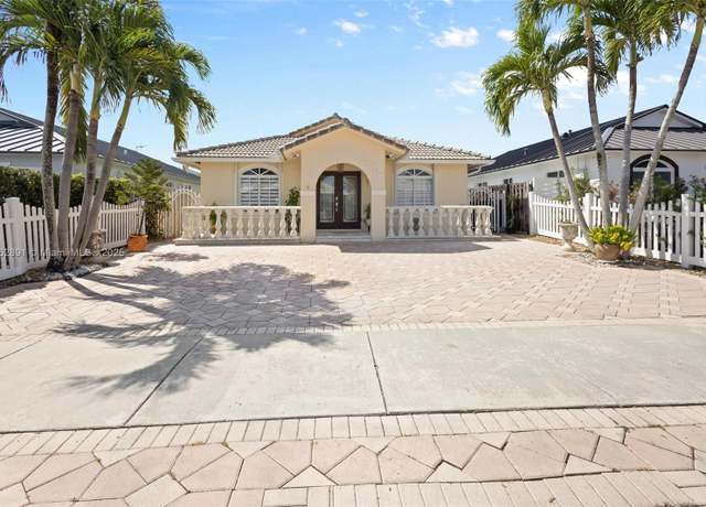 Property at 10038 NW 127th Ter, Hialeah Gardens, FL 33018, 3 beds, 2 baths