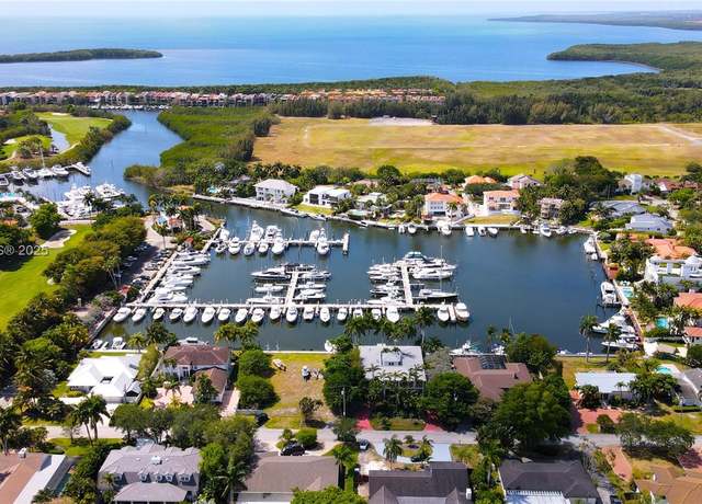 Property at 6600 SW 144th St, Coral Gables, FL 33158, 3 beds, 3 baths
