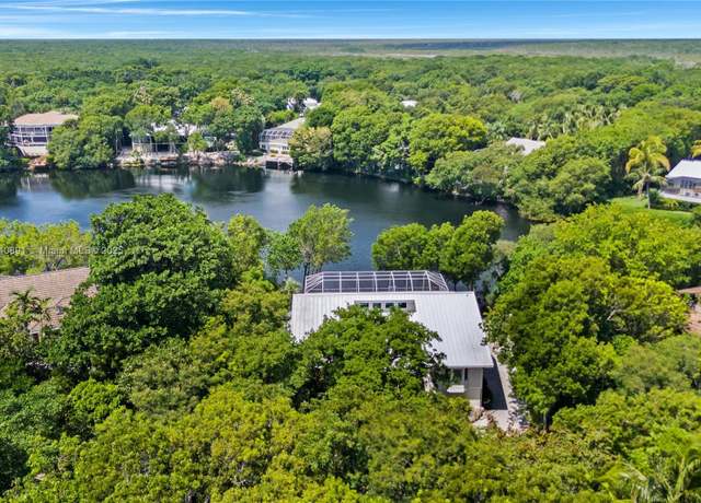 Property at 10 Mahogany, Key Largo, FL 33037, 4 beds, 4 baths