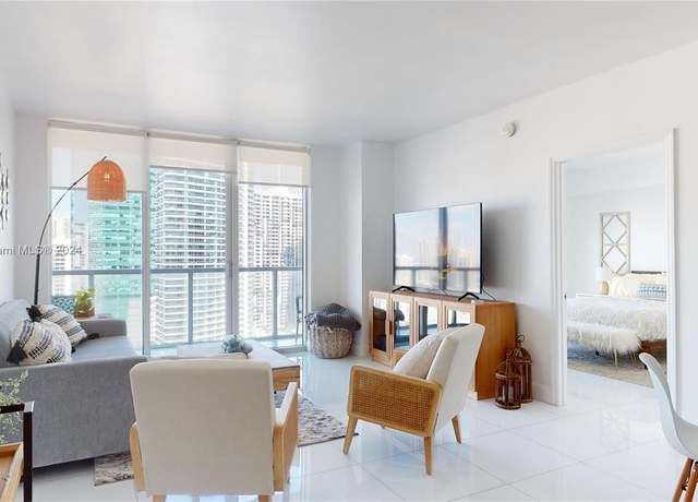 Property at 500 Brickell Ave #3405, Miami, FL 33131, 2 beds, 2 baths