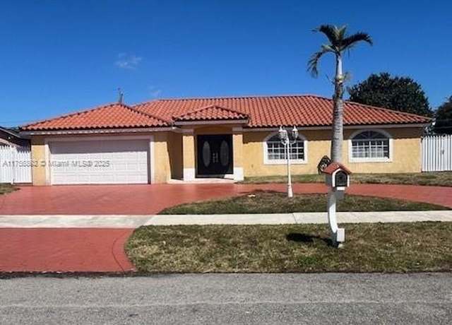 Property at 1821 SW 93rd Pl, Miami, FL 33165, 3 beds, 3 baths