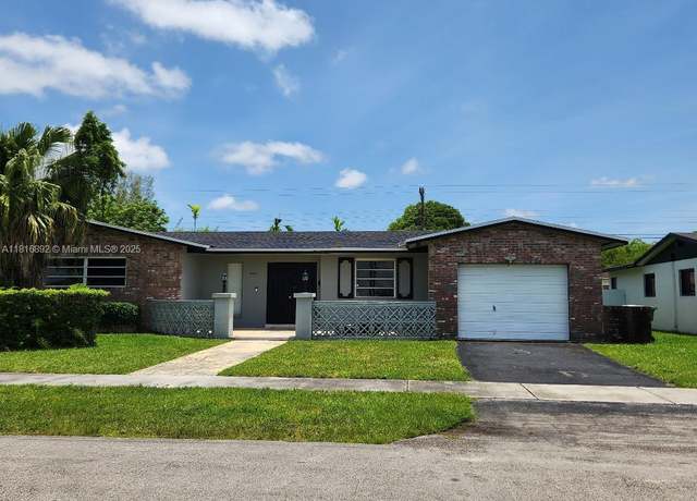 Property at 8980 SW 59th St, Miami, FL 33173, 4 beds, 2 baths