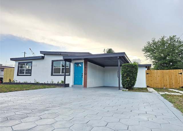 Property at 2610 SW 54th Ave, West Park, FL 33023, 3 beds, 2 baths