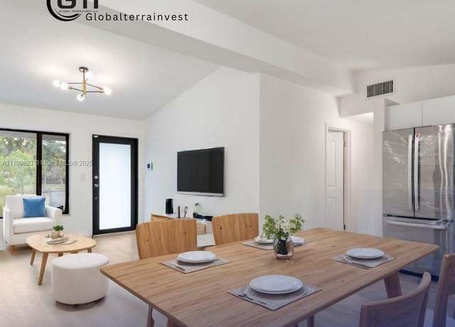 Property at 1520 NW 15th Way, Fort Lauderdale, FL 33311, 4 beds, 2 baths