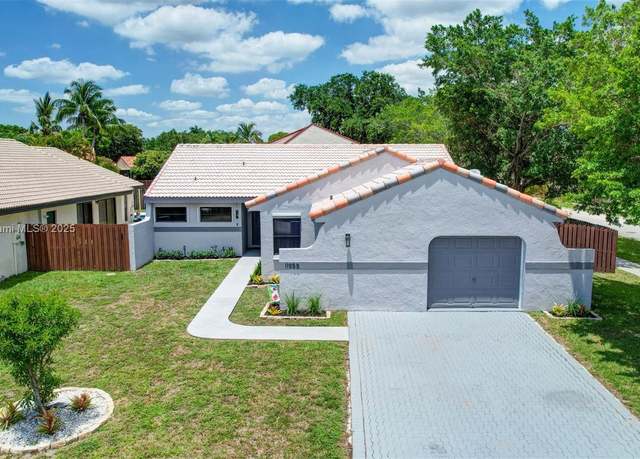 Property at 11955 Brim Way, Cooper City, FL 33026, 3 beds, 2 baths