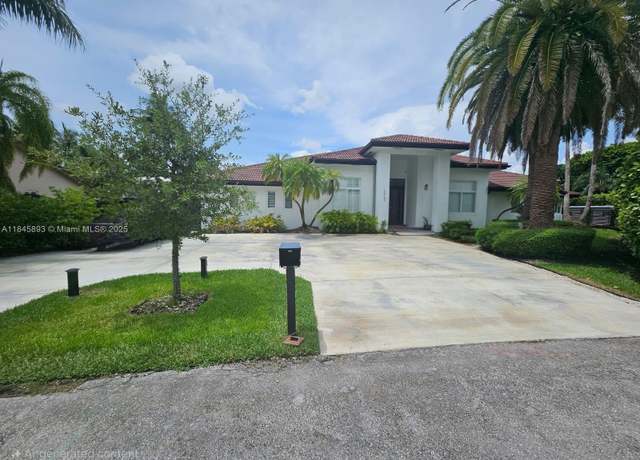 Property at 12440 SW 99th St, Miami, FL 33186, 5 beds, 5 baths