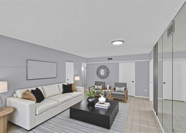 Property at 2924 Collins Ave #501, Miami Beach, FL 33140, 2 beds, 2 baths