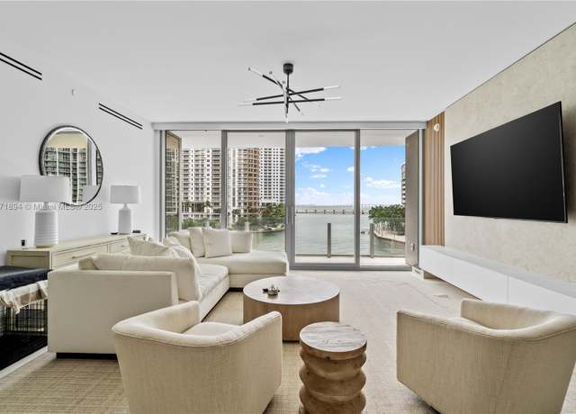 Property at 300 Biscayne Blvd Way #1103, Miami, FL 33131, 2 beds, 3 baths