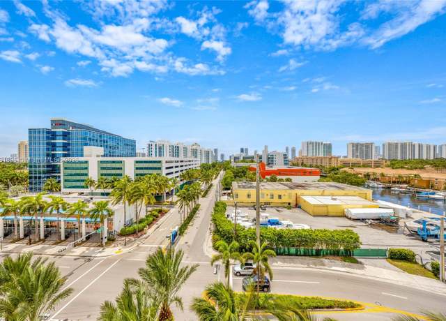 Property at 18800 NE 29th Ave #712, Aventura, FL 33180, 2 beds, 2 baths