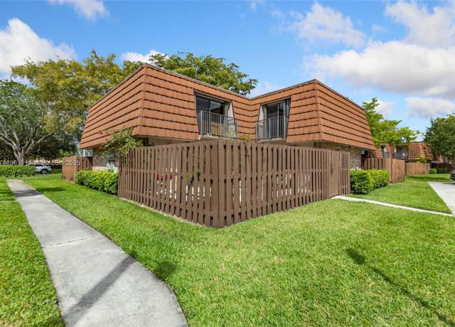 Property at 4161 Forest Hill Dr #4161, Cooper City, FL 33026, 2 beds, 2.5 baths