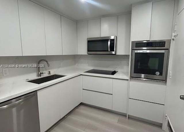 Property at 400 Kings Point Dr #1517, Sunny Isles Beach, FL 33160, 1 bed, 1 bath