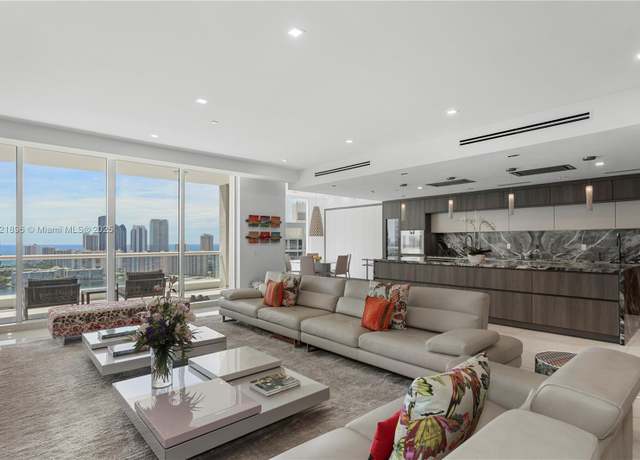 Property at 6000 Island Blvd Ph 7, Aventura, FL 33160, 4 beds, 4.5 baths