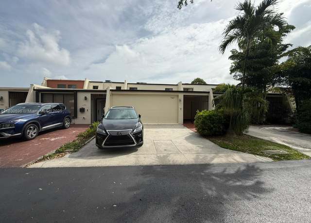 Property at 7661 SW 102nd Pl, Miami, FL 33173, 3 beds, 2 baths