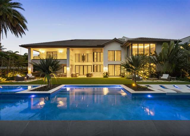 Property at 110 Holiday Dr, Hallandale Beach, FL 33009, 6 beds, 7.5 baths