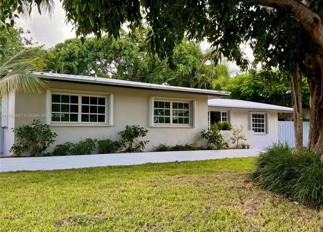 Property at 10110 Broad Channel Dr, Cutler Bay, FL 33157, 4 beds, 2 baths