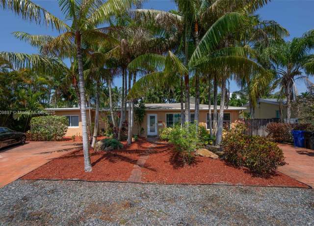 Property at 1215-1217 NE 16th Ave, Fort Lauderdale, FL 33304, 4 beds, 4 baths