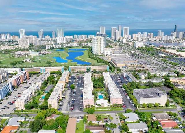 Property at 200 NE 12th Ave Unit 5C, Hallandale Beach, FL 33009, 2 beds, 2 baths