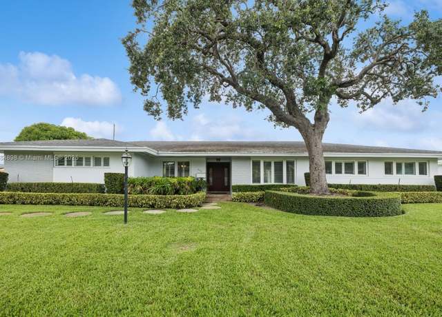 Property at 8375 SW 89th St, Miami, FL 33156, 4 beds, 3 baths