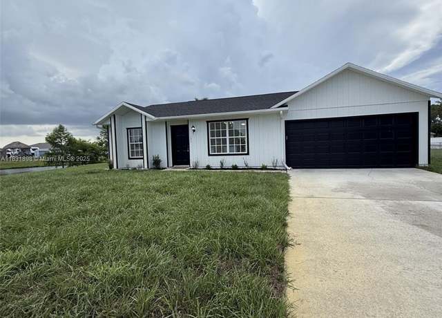 Property at 135 SW Felix Ave, Port St Lucie, FL 34953, 3 beds, 2 baths