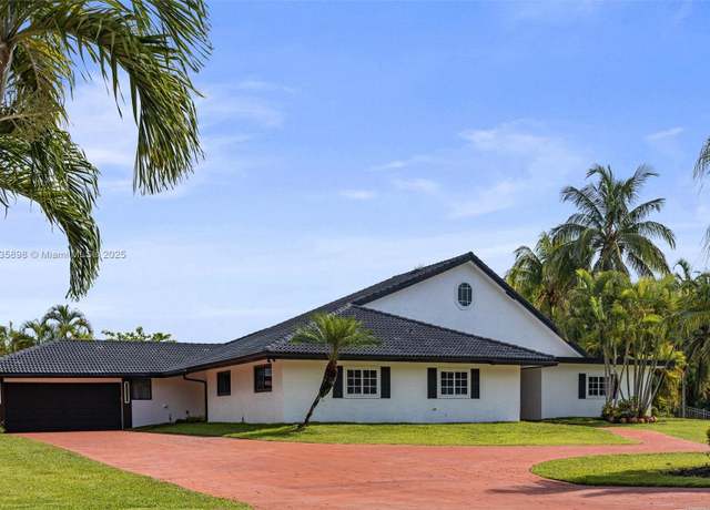 Property at 11965 SW 15th Ct, Davie, FL 33325, 4 beds, 3 baths