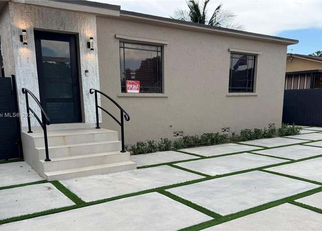 Property at 251 E 15th St, Hialeah, FL 33010, 2 beds, 1.5 baths