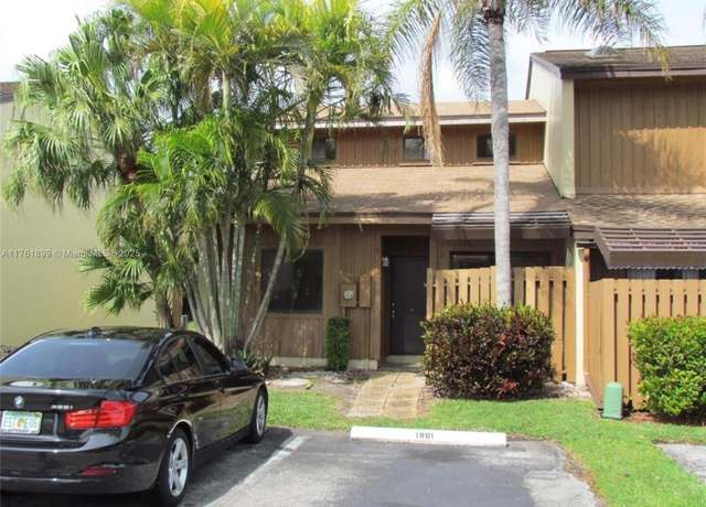 Property at 4173 SW 87th Ter #4173, Davie, FL 33328, 2 beds, 2 baths