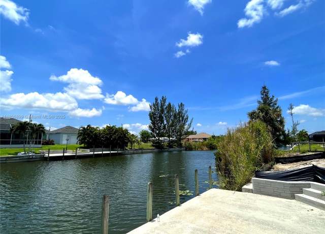 Property at 520 SW 28th St, Cape Coral, FL 33914, 4 beds, 3 baths