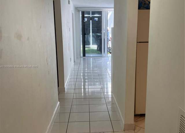 Property at 10000 NW 80th Ct #2151, Hialeah Gardens, FL 33016, 2 beds, 2 baths