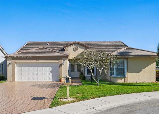 Property at 4024 Summer Chase Ct, Lake Worth, FL 33467, 3 beds, 2 baths