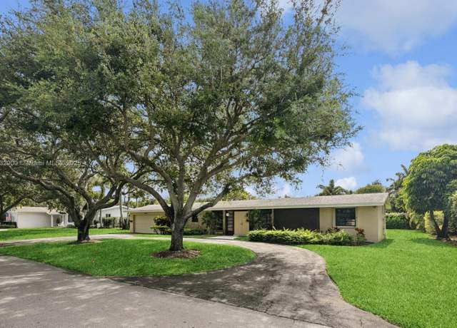Property at 15471 SW 83rd Ave, Palmetto Bay, FL 33157, 3 beds, 2 baths