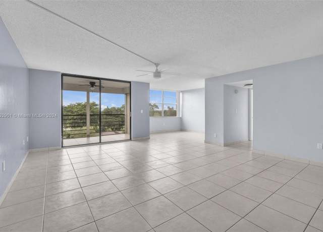 Property at 900 Saint Charles Pl #510, Pembroke Pines, FL 33026, 3 beds, 2 baths